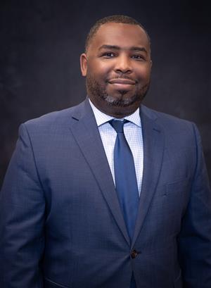 Member   Marcus  Allen 