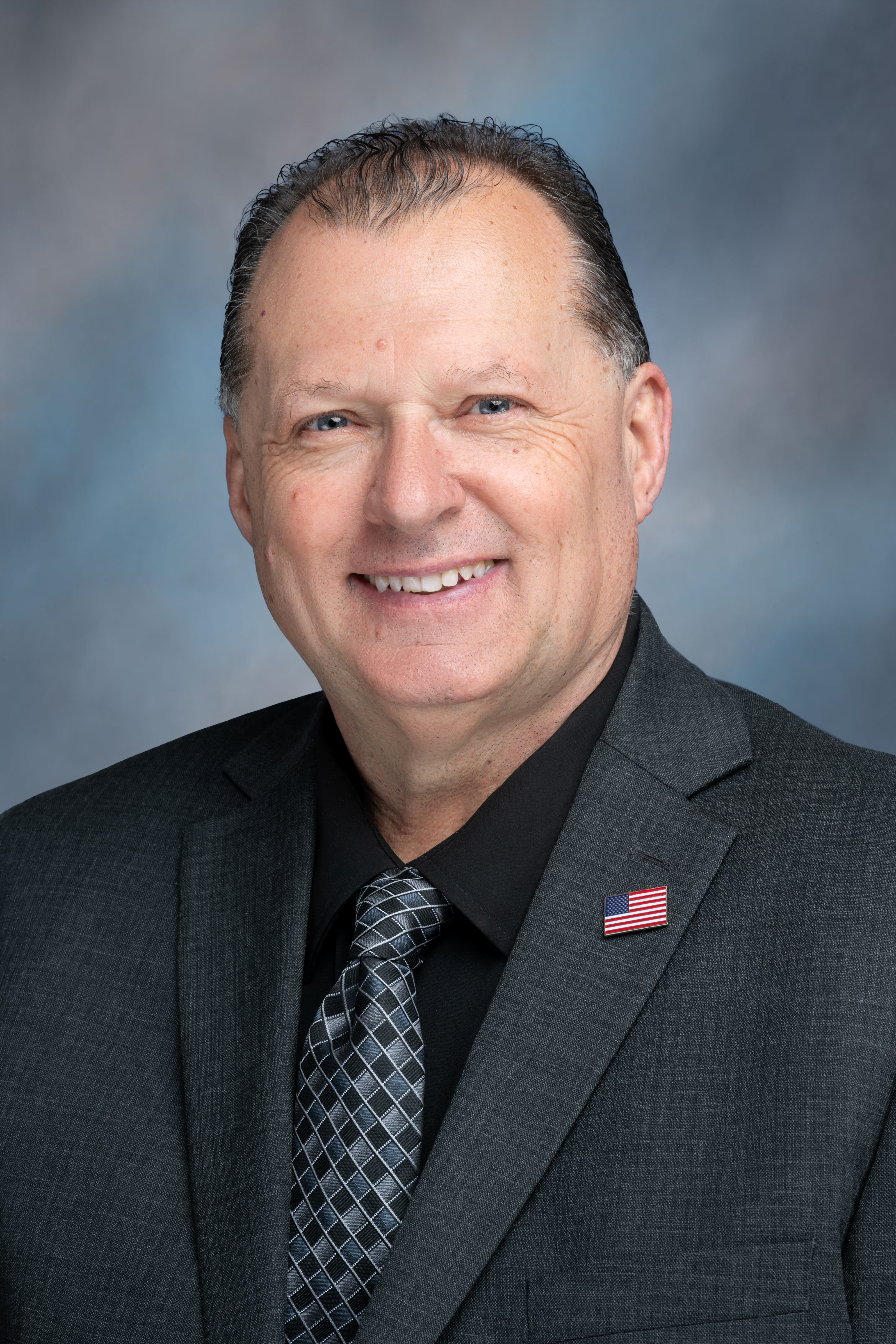 Member   Larry  Cox 
